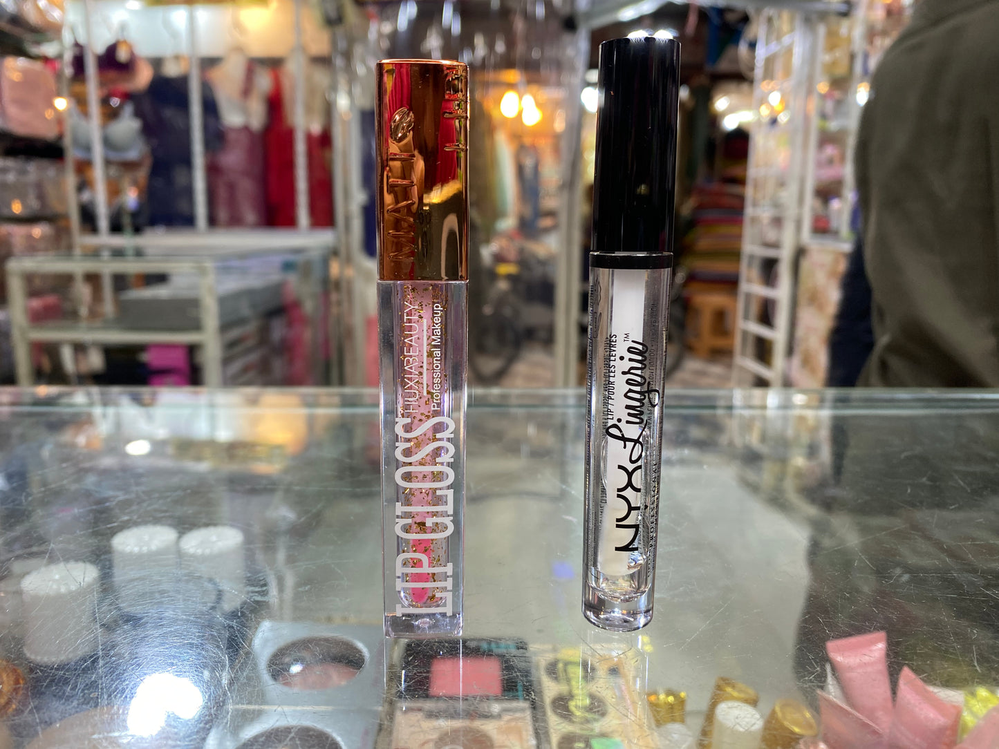 Lipgloss glitter and without glitter